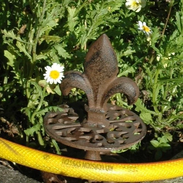 ESSCHERT DESIGN Tuinslanggeleiders Gietijzer - Set Van 3 Stuks 7 ESSCHERT DESIGN Tuinslanggeleiders Gietijzer - Set Van 3 Stuks - Afbeelding 5